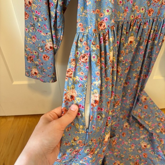 Ghost London Size XS Periwinkle Floral Maxi Dress with White Ruffle Collar - Picture 7 of 7